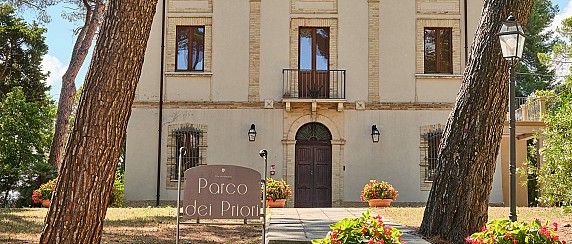 Concessione all'utilizzo gratuito di spazi pubblici per lo svolgimento di convegni, assemblee, riunioni e incontri pubblici